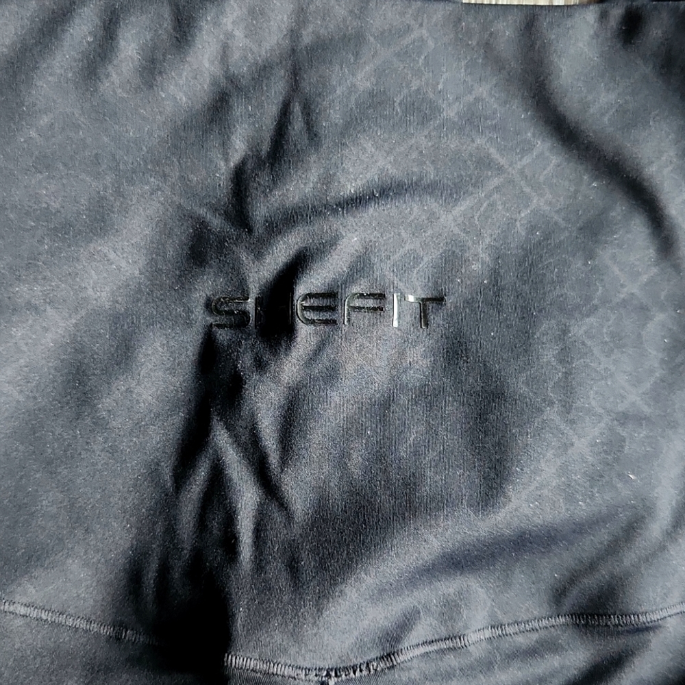 Cleanout Sale!! 🔥🔥 Dropped Prices!🤑SheFit workout pants, black, size 2 Luxe